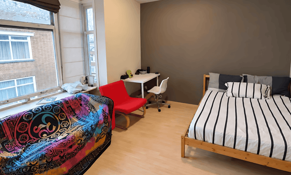 Kamer · 16 m² · €1100,-