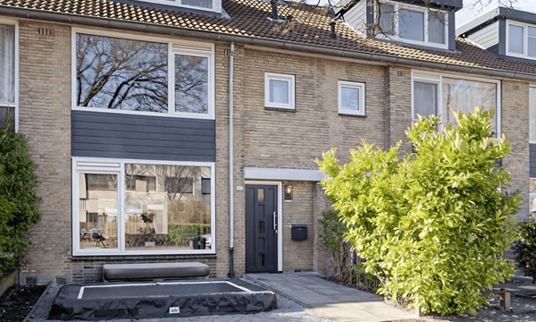 Huis | 130m² | €4250,-