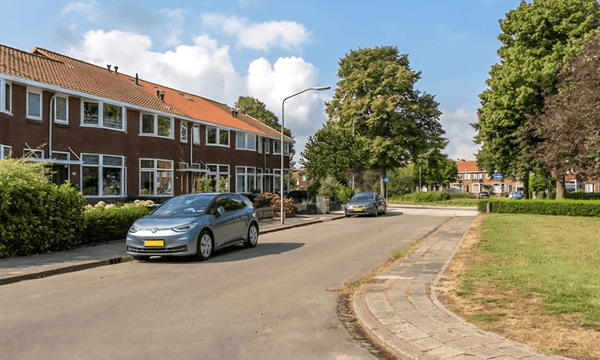 Huis | 102m² | €2300,-