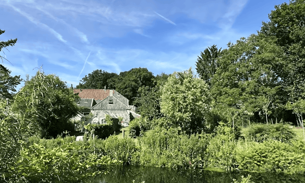 Huis | 129m² | €1295,-