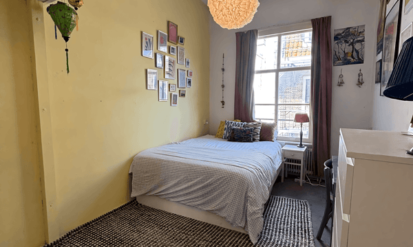 Kamer | 11m² | €600,-