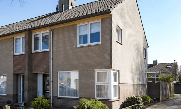 Huis | 133m² | €2100,-