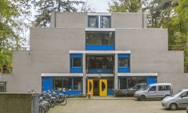 Kamer | 12m² | €484,-
