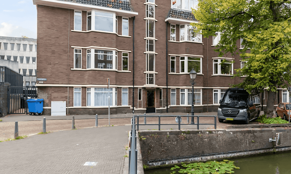 Huis | 247m² | €2500,-
