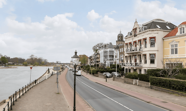 Huis | 141m² | €2500,-