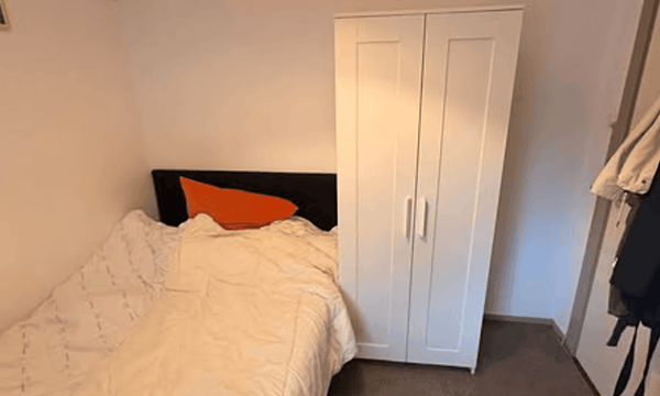 Kamer | m² onbekend | €350,-