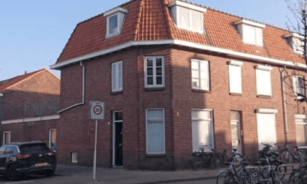 Kamer | 13m² | €504,-