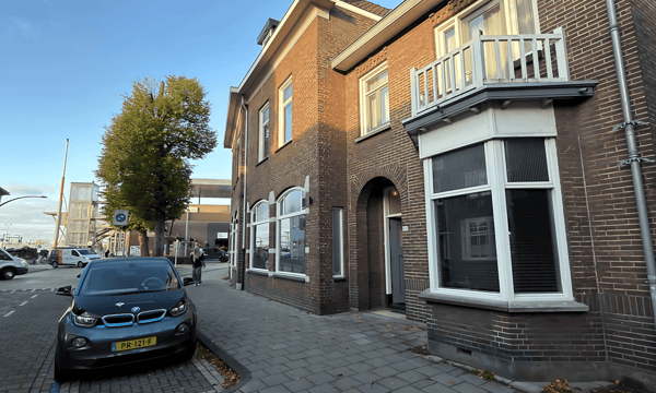 Huis | 128m² | €2195,-