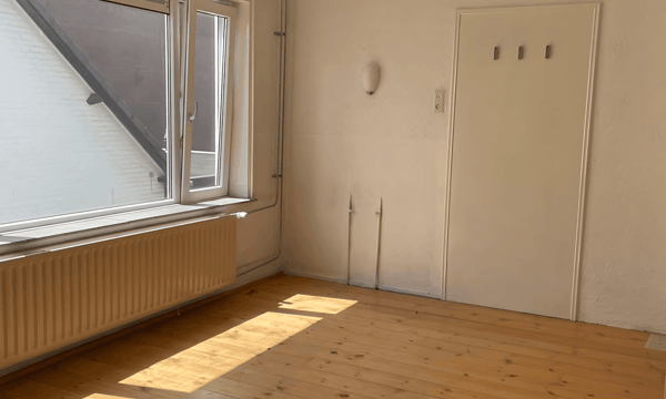 Kamer | 16m² | €527,-