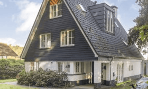 Huis | 207m² | €3200,-