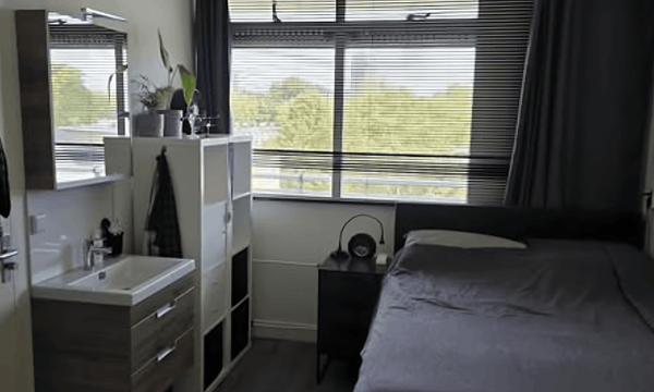 Kamer | m² onbekend | €650,-