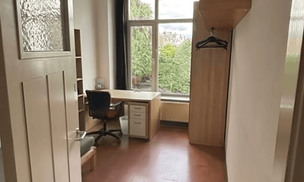 Kamer | 96m² | €825,-