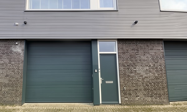 Bedrijfsruimte | 140m² | €1131,-