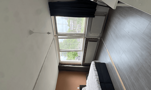 Kamer | 25m² | €1350,-