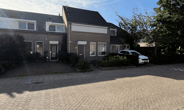 Huis | 140m² | €2189,-