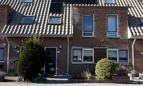 Huis | 102m² | €2495,-