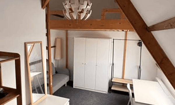 Kamer | m² onbekend | €650,-