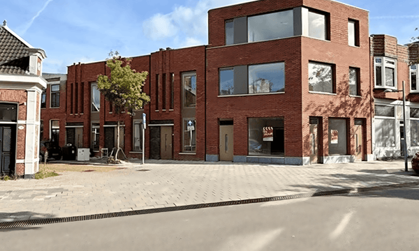 Huis | 72m² | €1964,-