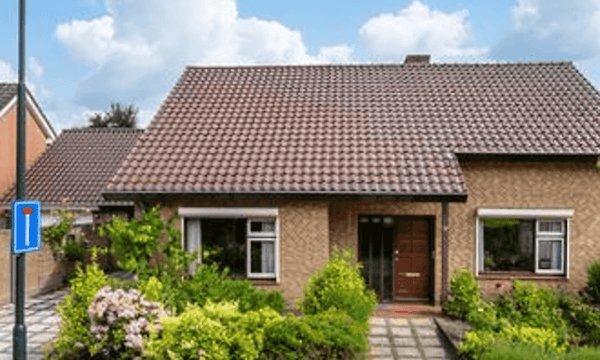 Huis | 142m² | €2500,-
