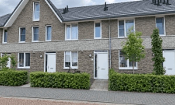 Huis | 120m² | €1200,-