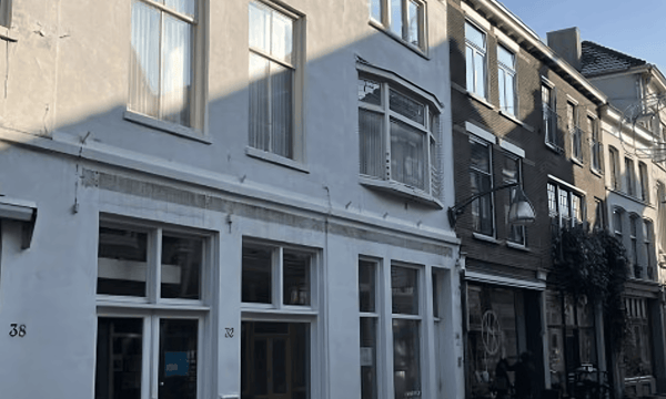 Bedrijfsruimte | 200m² | €275,-
