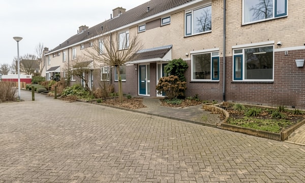 Huis | 100m² | €1290,-
