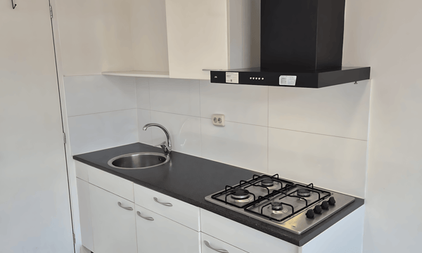 Kamer | 20m² | €695,-