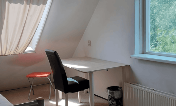 Kamer | 16m² | €650,-