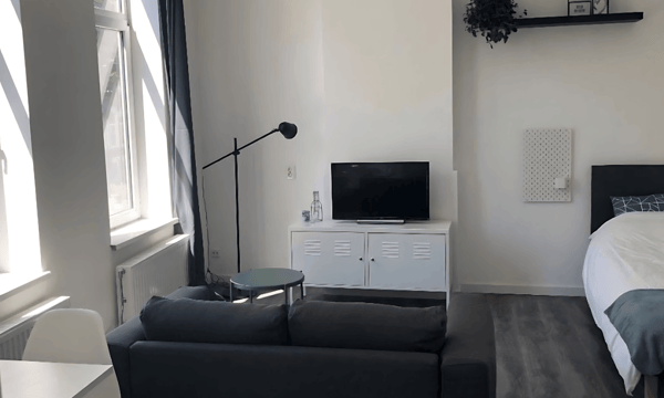 Studio | 35m² | €1550,-