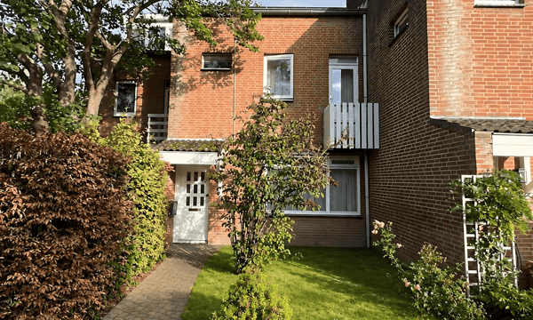 Huis | 133m² | €2245,-