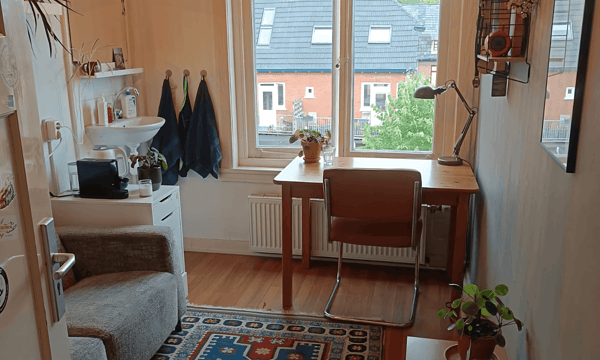 Kamer · 15 m² · €534,-