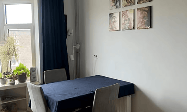 Kamer · 12 m² · €500,-