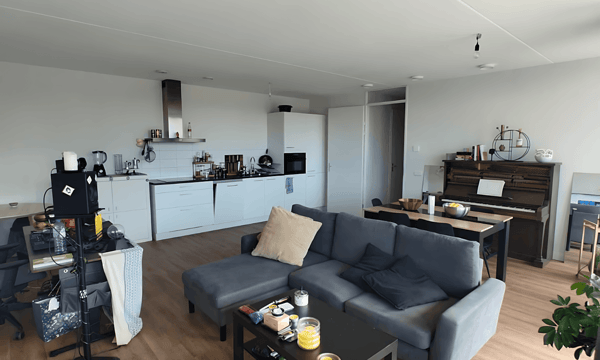 Kamer · 85 m² · €1325,-