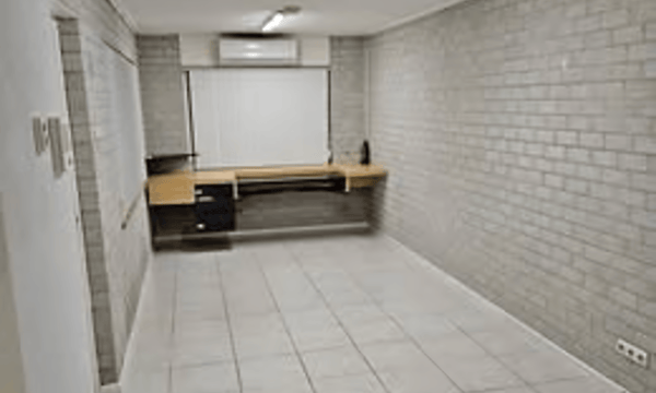Huis · €500,-
