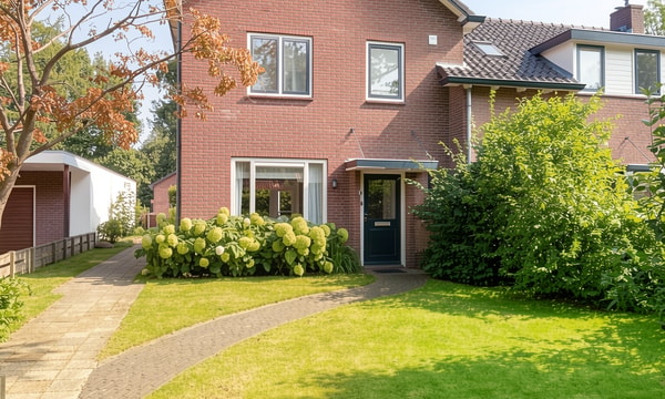 Huis | 115m² | €2250,-