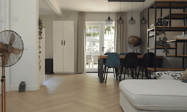 Huis | 102m² | €2400,-