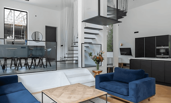 Huis | 220m² | €3750,-