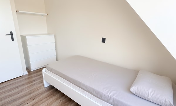 Kamer | 19m² | €729,-