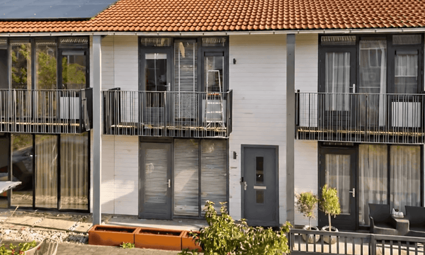 Huis | 194m² | €2500,-