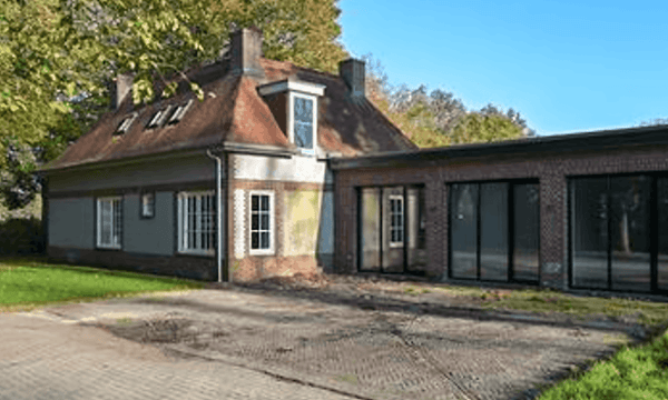 Huis | 228m² | €7300,-