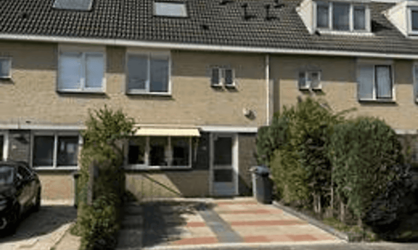 Huis | 98m² | €3200,-