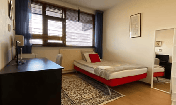 Kamer | m² onbekend | €900,-