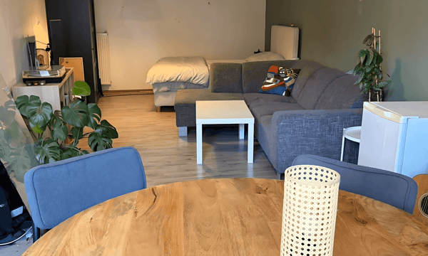 Kamer | 30m² | €896,-