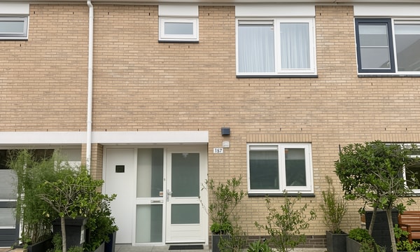 Huis | 137m² | €3650,-
