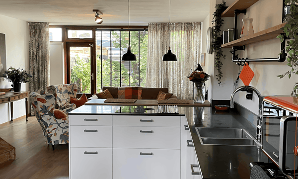 Huis | 89m² | €2195,-