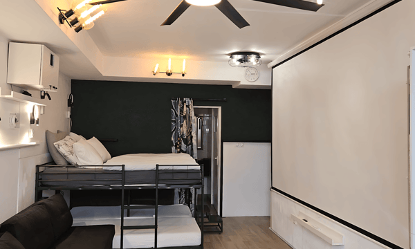 Studio | 60m² | €2499,-