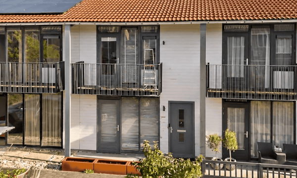 Huis | 100m² | €2500,-