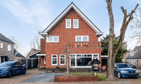 Huis | 215m² | €3100,-
