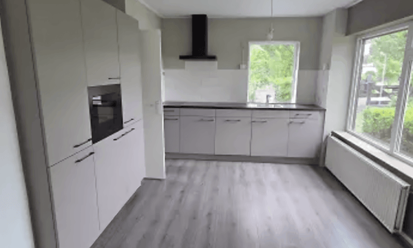 Huis | 83m² | €975,-