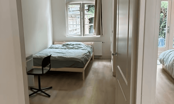 Kamer | 12m² | €1250,-